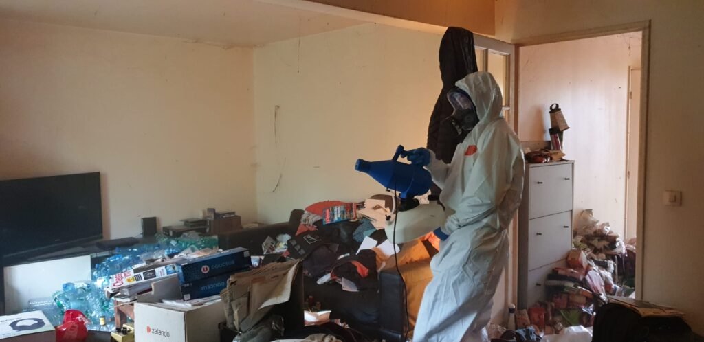 Découvrez les Tarifs du Nettoyage Extrême à Saint-Jean-du-Doigt