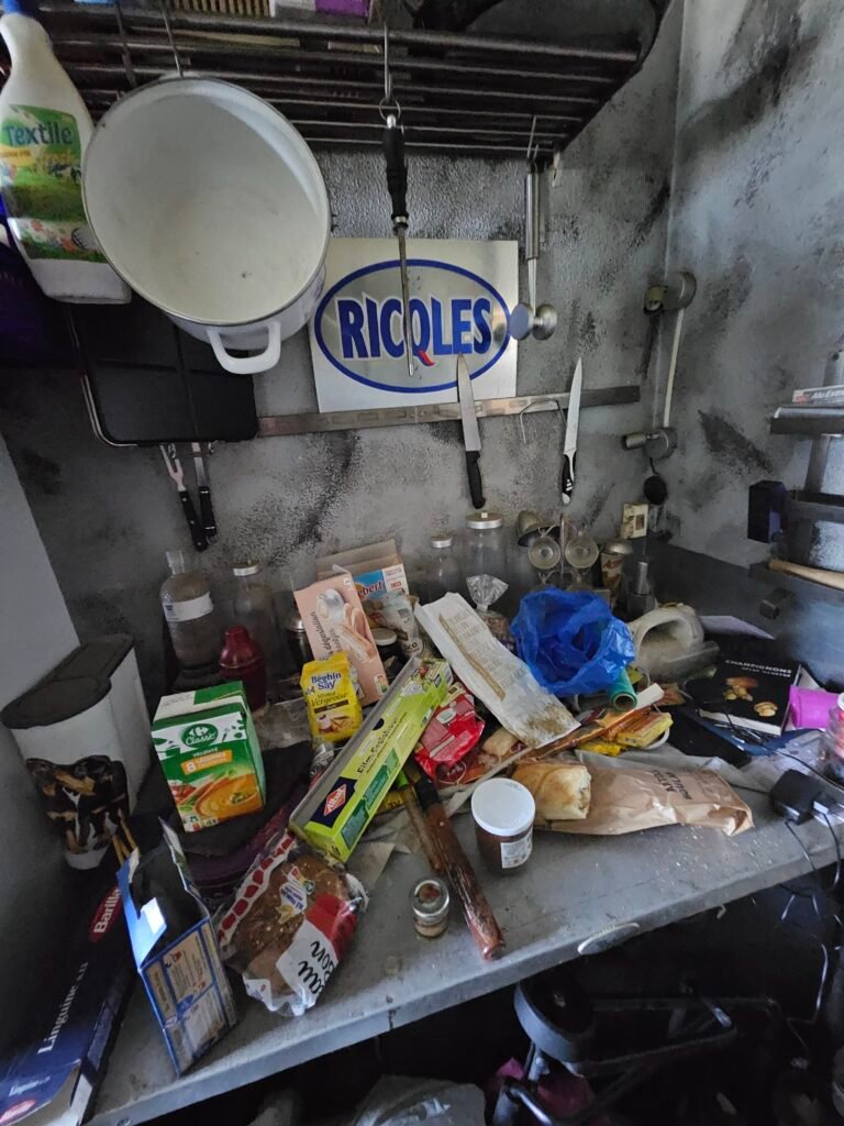 Nettoyage Logement Squaté Saint-Hernin Votre Société Dédiée à un Service Impeccable